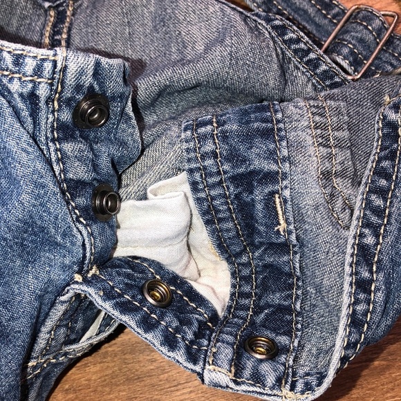Carter’s size 12 months denim pant overalls - Picture 5 of 6